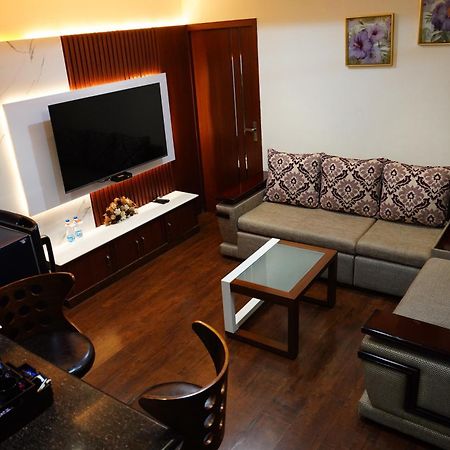 Chola Serviced Apartment Tiruchirappalli Экстерьер фото