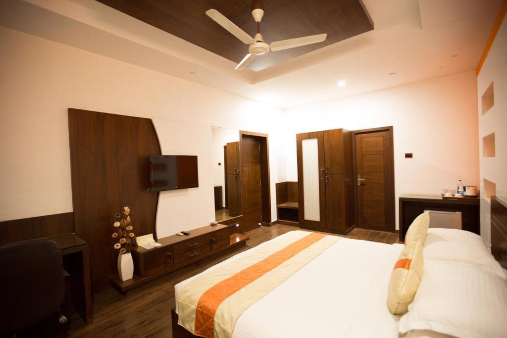 Chola Serviced Apartment Tiruchirappalli Экстерьер фото