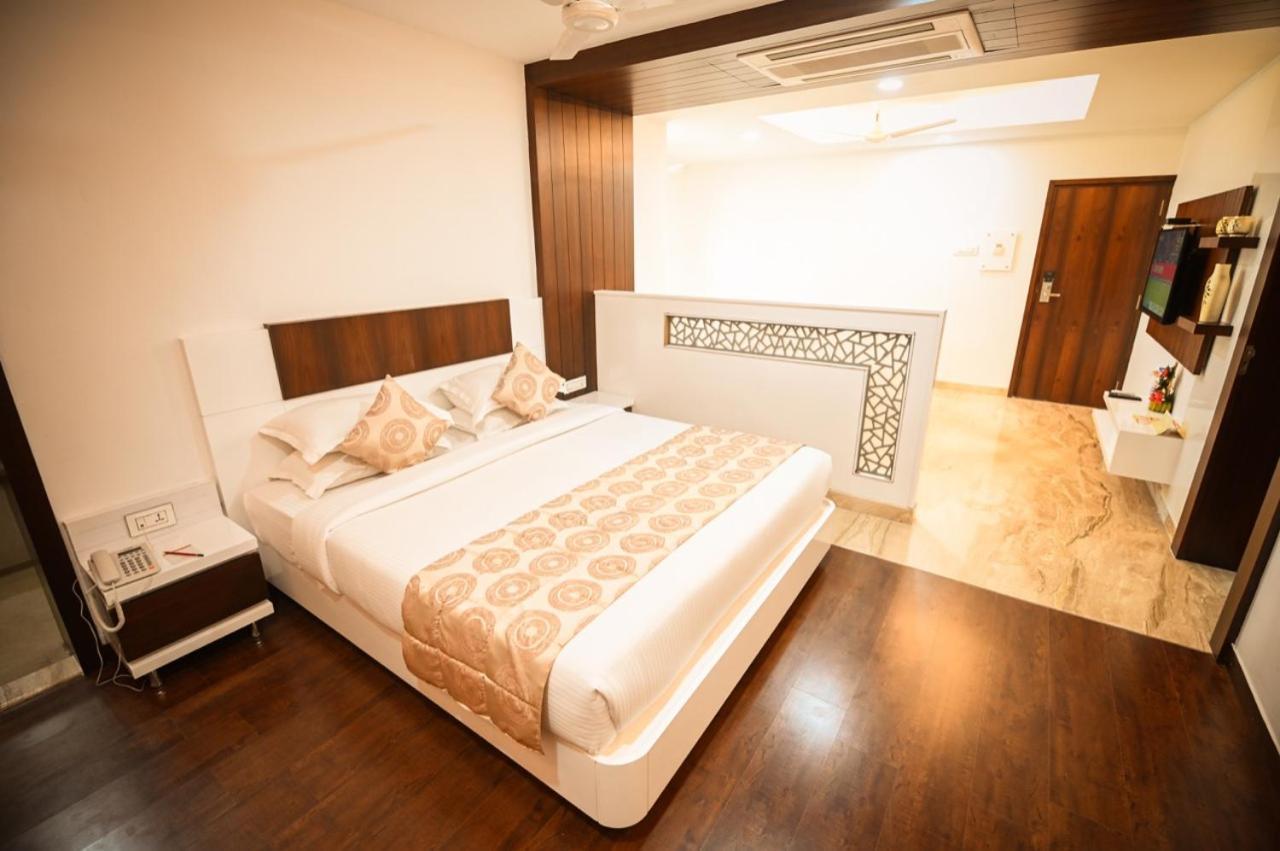 Chola Serviced Apartment Tiruchirappalli Экстерьер фото
